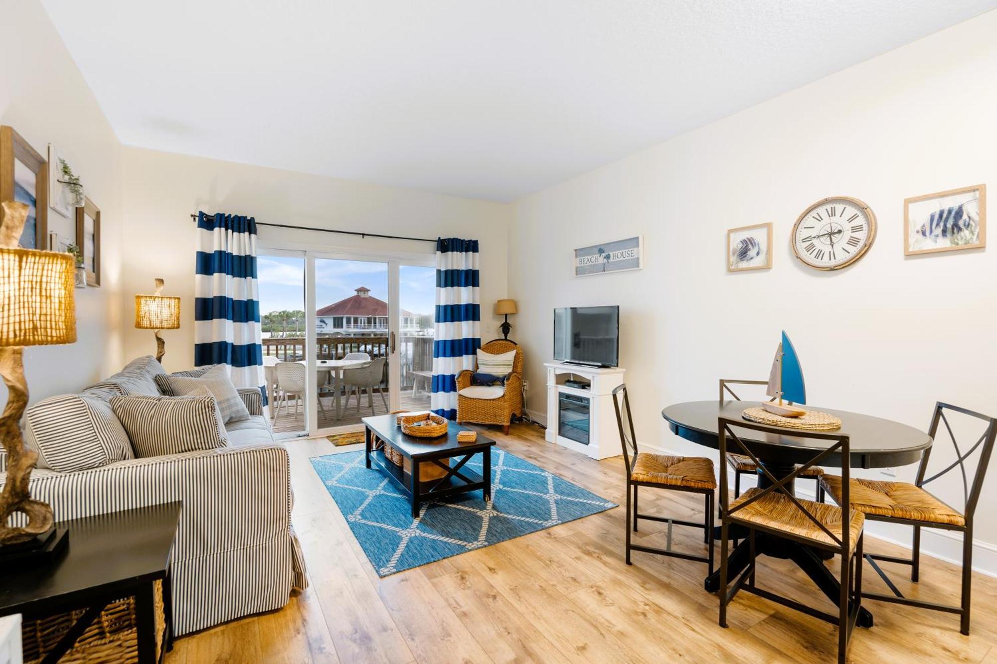Inn At Camachee Harbor セント・オーガスティン 部屋 写真